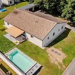 Pastel - Piscine Chauffee & Jardin * Saint-Sulpice (Oise)