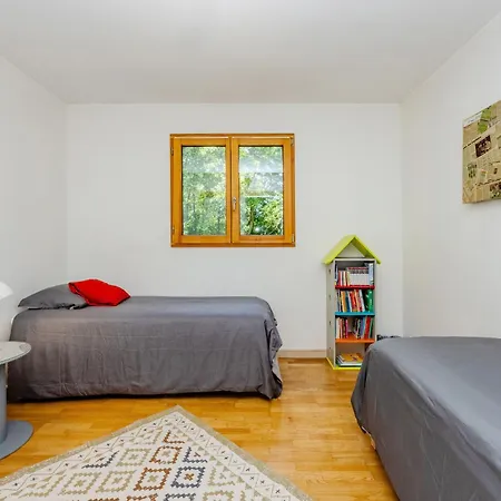 Pastel - Piscine - Jardin Saint-Sulpice (Oise)