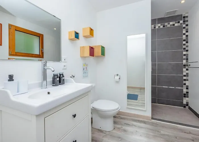 Pastel - Piscine Chauffee & Jardin Saint-Sulpice (Oise)